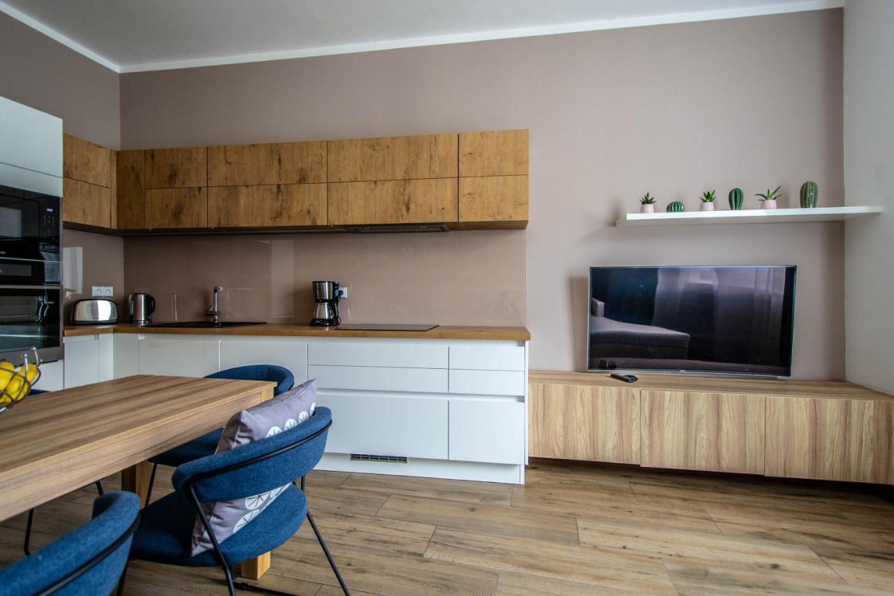 Executive Bright Apt. By Ruterra Prague Luaran gambar