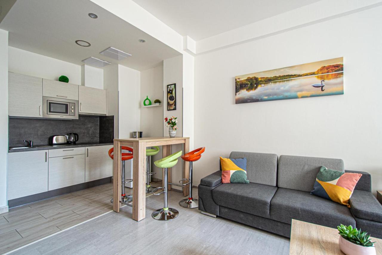 Executive Bright Apt. By Ruterra Prague Luaran gambar